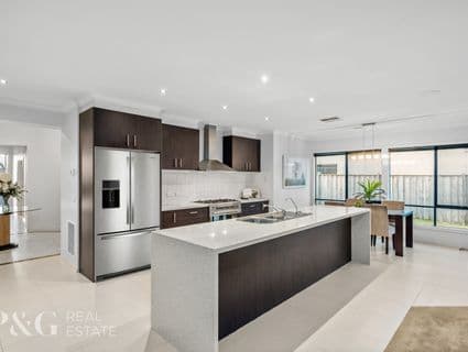 146 Berwick Springs Promenade, Narre Warren South - Thumbnail 4