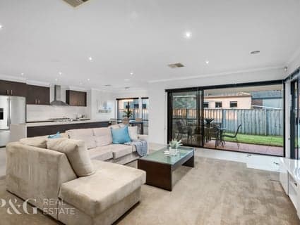 146 Berwick Springs Promenade, Narre Warren South - Thumbnail 5