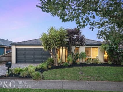 128 Berwick Springs Promenade, Narre Warren South - Image 1