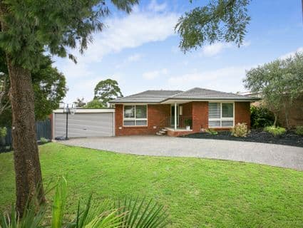 7 Dalkeith Court, Frankston - Image 1