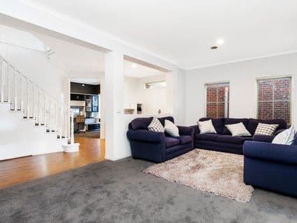 5 Hurlingham Place, Caroline Springs - Thumbnail 7
