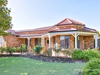 404, Woodvale - Image 1