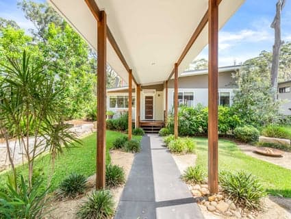 404, Murrays Beach - Image 1