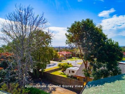 404, Frankston - Thumbnail 2