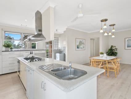 404, Frankston - Thumbnail 3