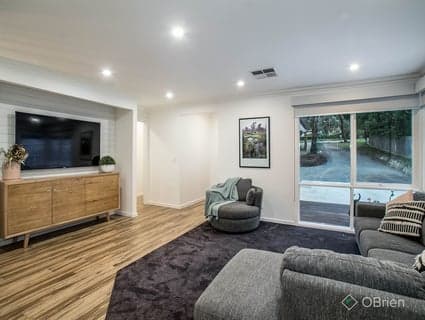 16 Heath Road, Belgrave Heights - Thumbnail 2