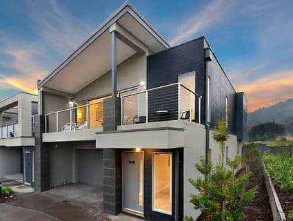 11 Wheelhouse Mews, Safety Beach - Image 1