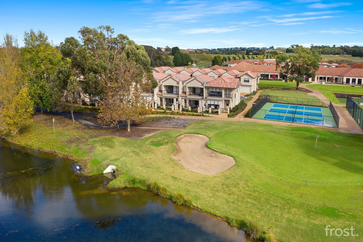 8 Linari Close, Wallan, VIC, Wallan - Thumbnail 2