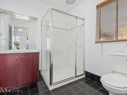 5 Blandford Crescent, Narre Warren South - Thumbnail 8