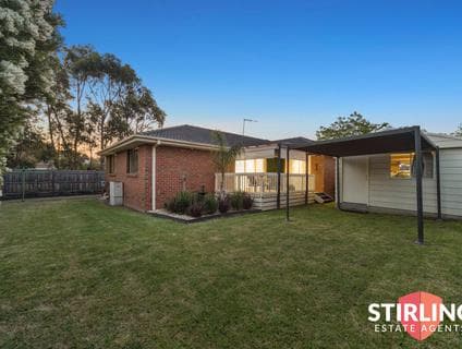 368 James Cook Drive, Endeavour Hills - Thumbnail 3