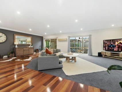 131 Clarendon Drive, Somerville - Thumbnail 2