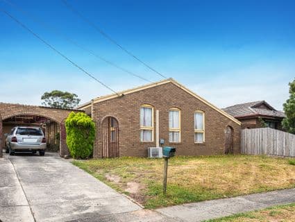 49 Shelton Crescent, Noble Park North - Image 1