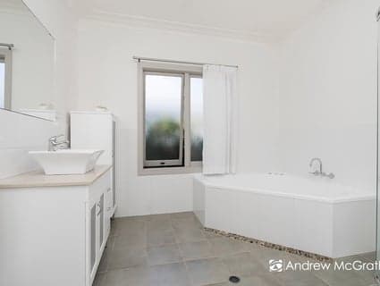 18 Forbes Street, Swansea - Thumbnail 7