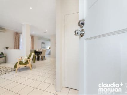 404, Glenroy - Thumbnail 2