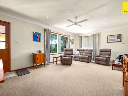 404, Caves Beach - Thumbnail 3