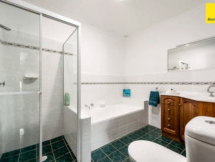 404, Caves Beach - Thumbnail 5