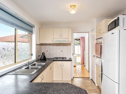 1/50 Barilla Road, Moorabbin - Thumbnail 7