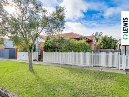 404, Coburg - Image 1