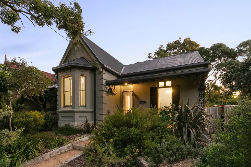 14 Gordon Street, Petersham - Image 1