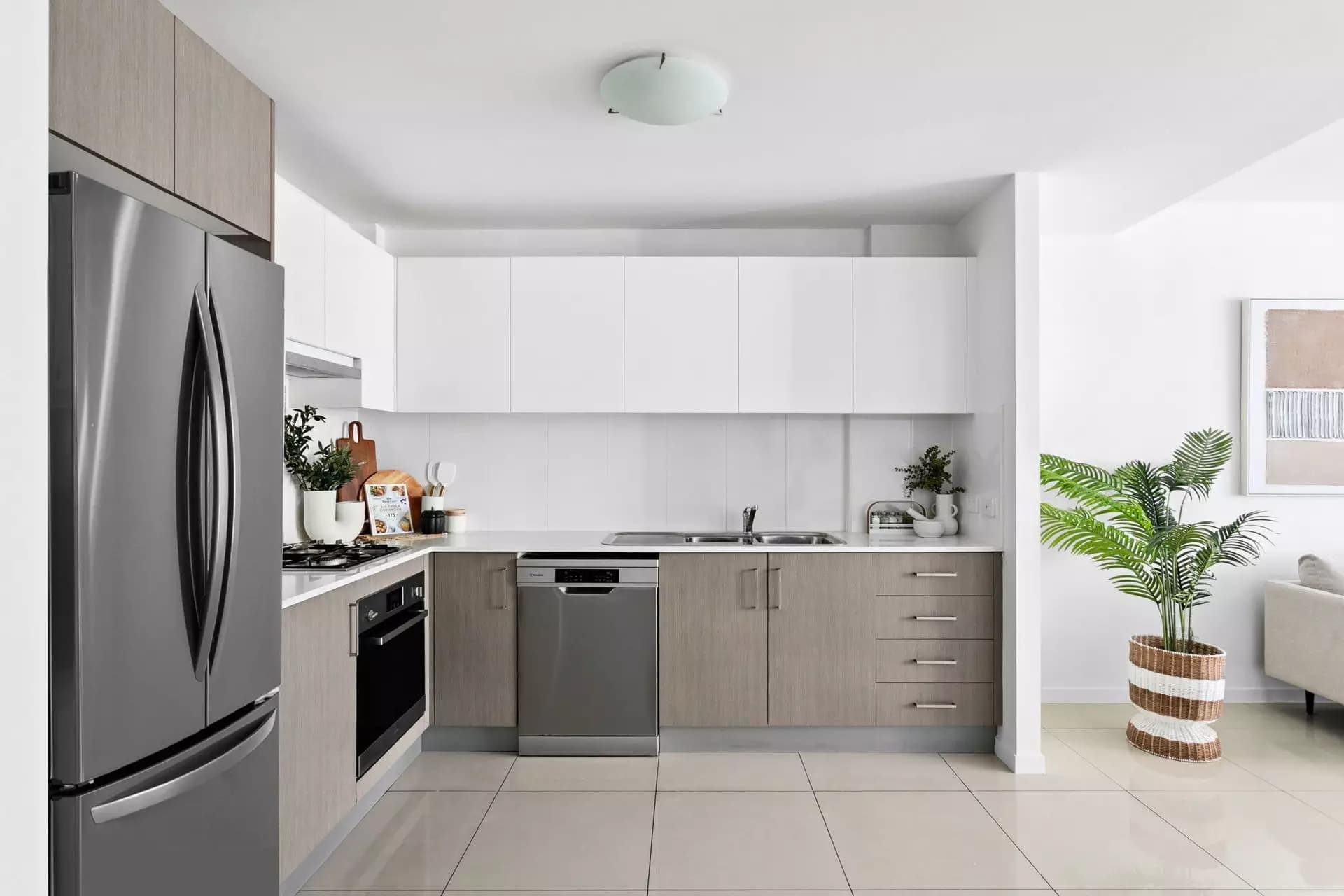 73/2A Brown Street, Ashfield - Thumbnail 3