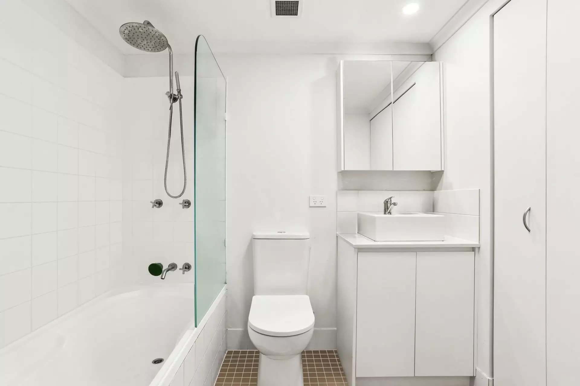 411/1 Phillip Street, Petersham - Thumbnail 8