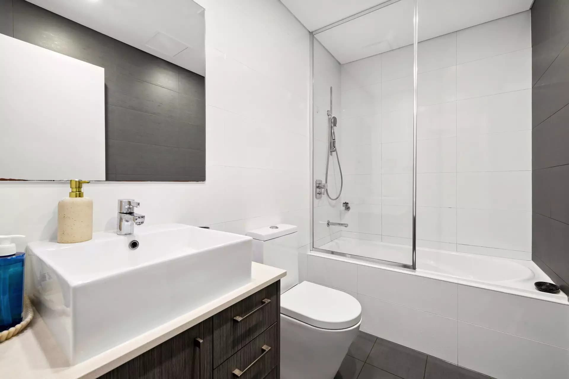 505/4 Broughton Street, Canterbury - Thumbnail 6