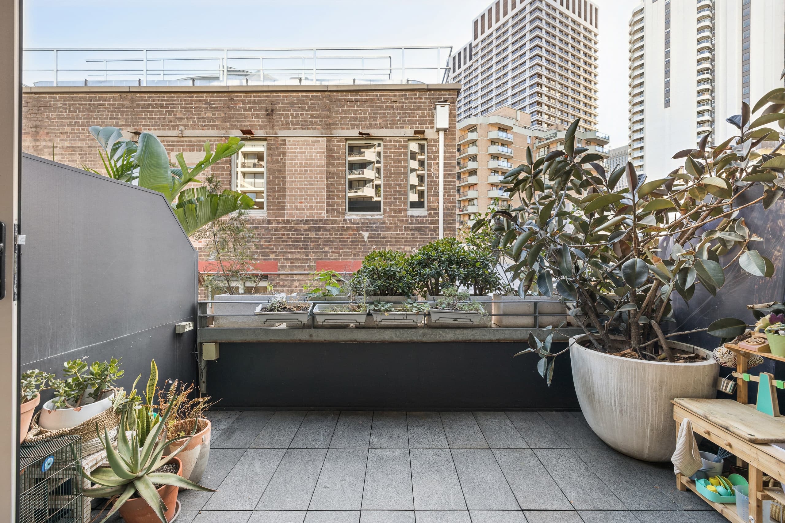 305/148 Goulburn Street, Surry Hills - Thumbnail 3