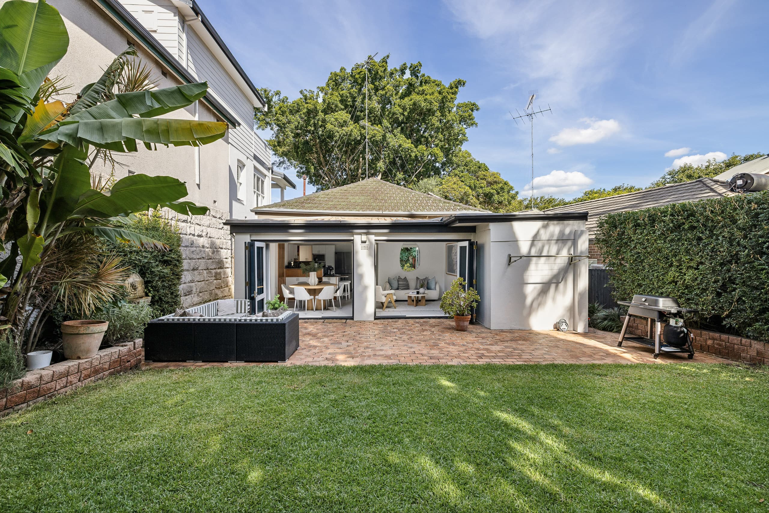16 Farnham Avenue, Randwick - Image 1