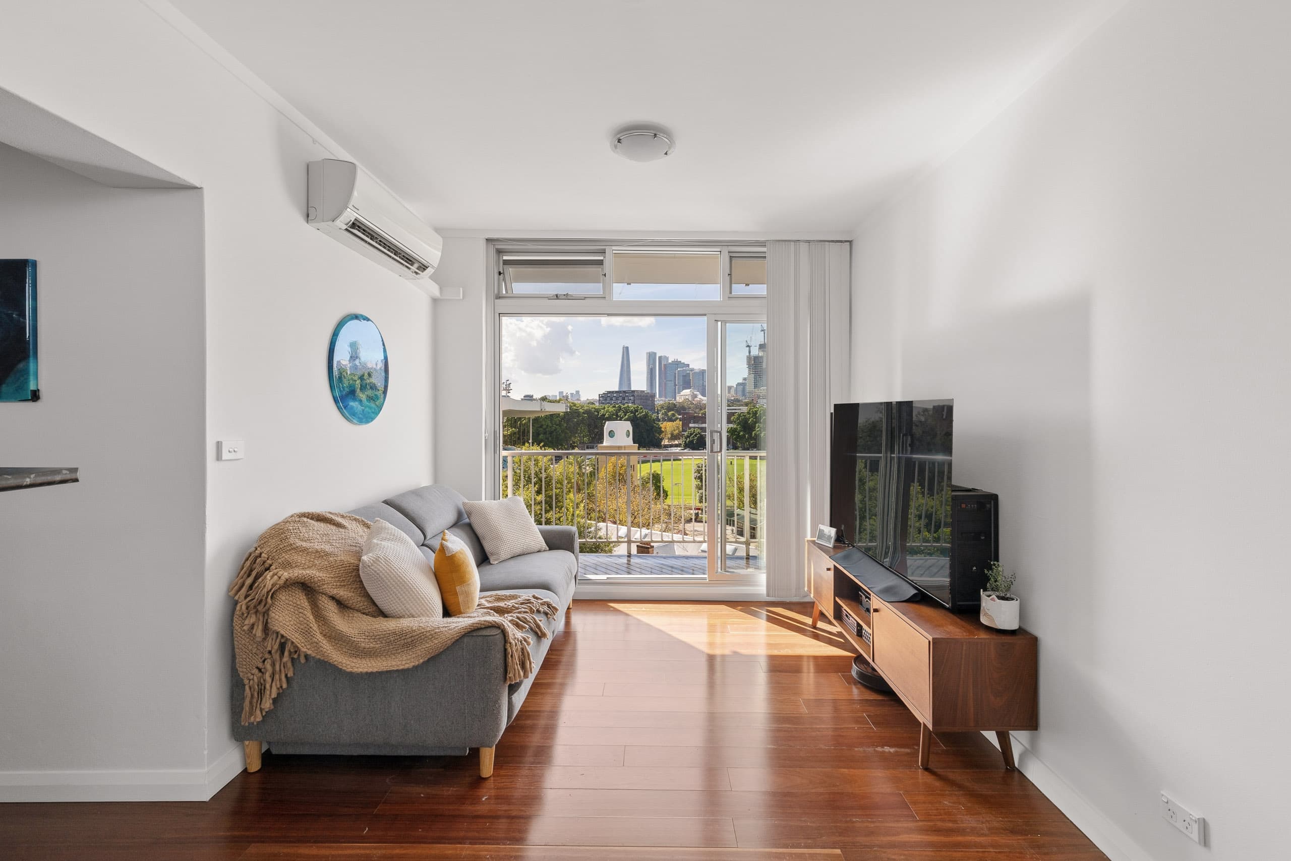 603/34 Wentworth Street, Glebe - Image 1