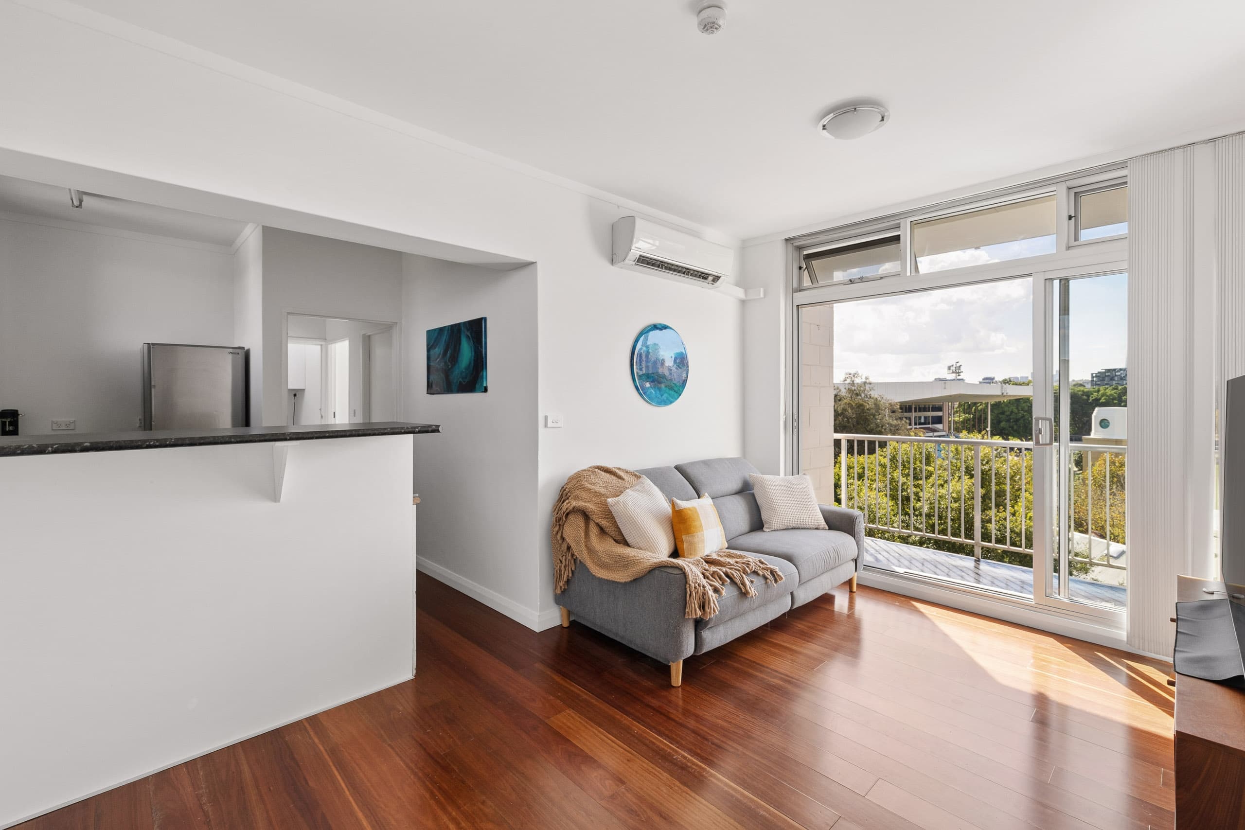 603/34 Wentworth Street, Glebe - Thumbnail 2
