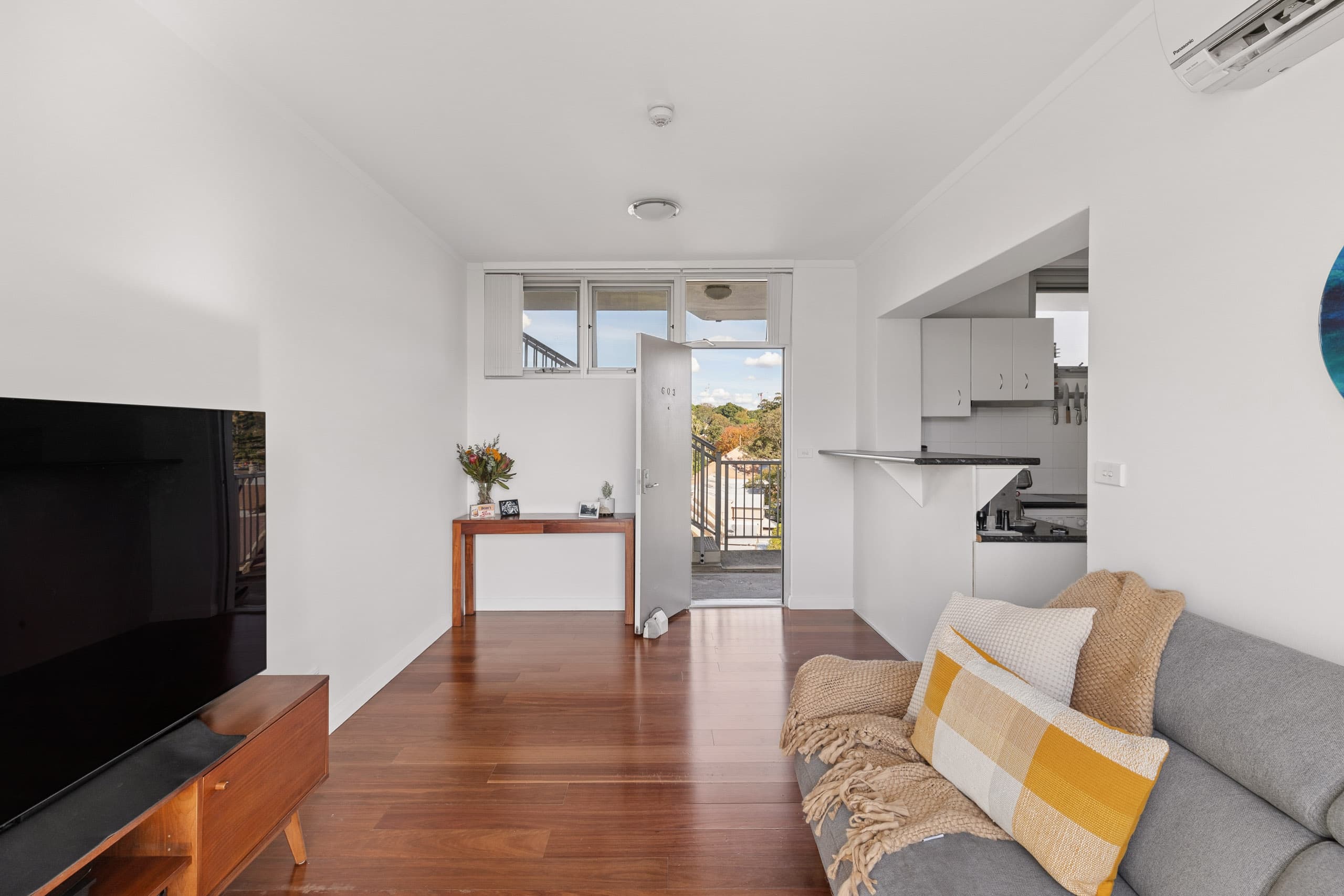603/34 Wentworth Street, Glebe - Thumbnail 5