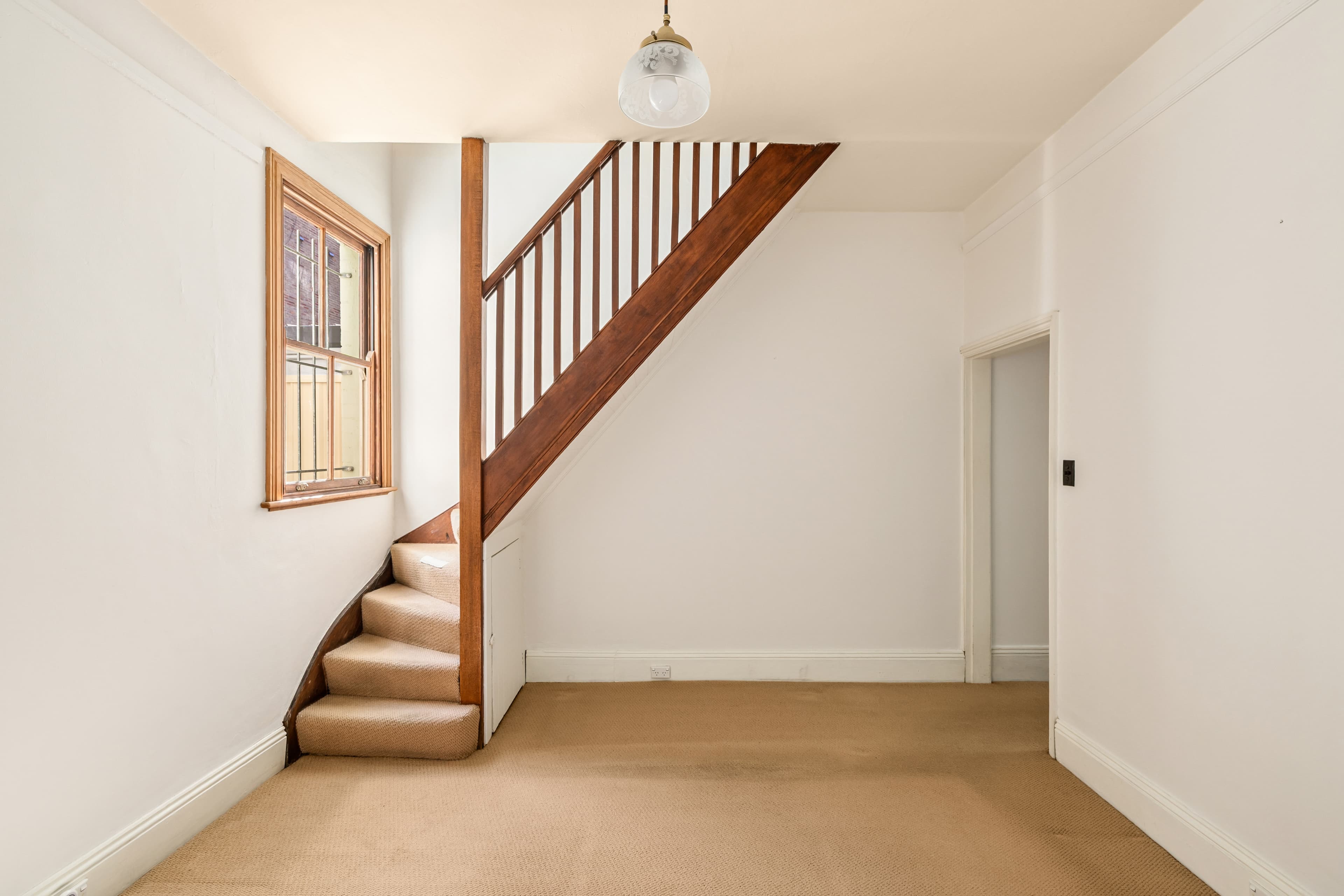 12 West Street, Paddington - Thumbnail 2