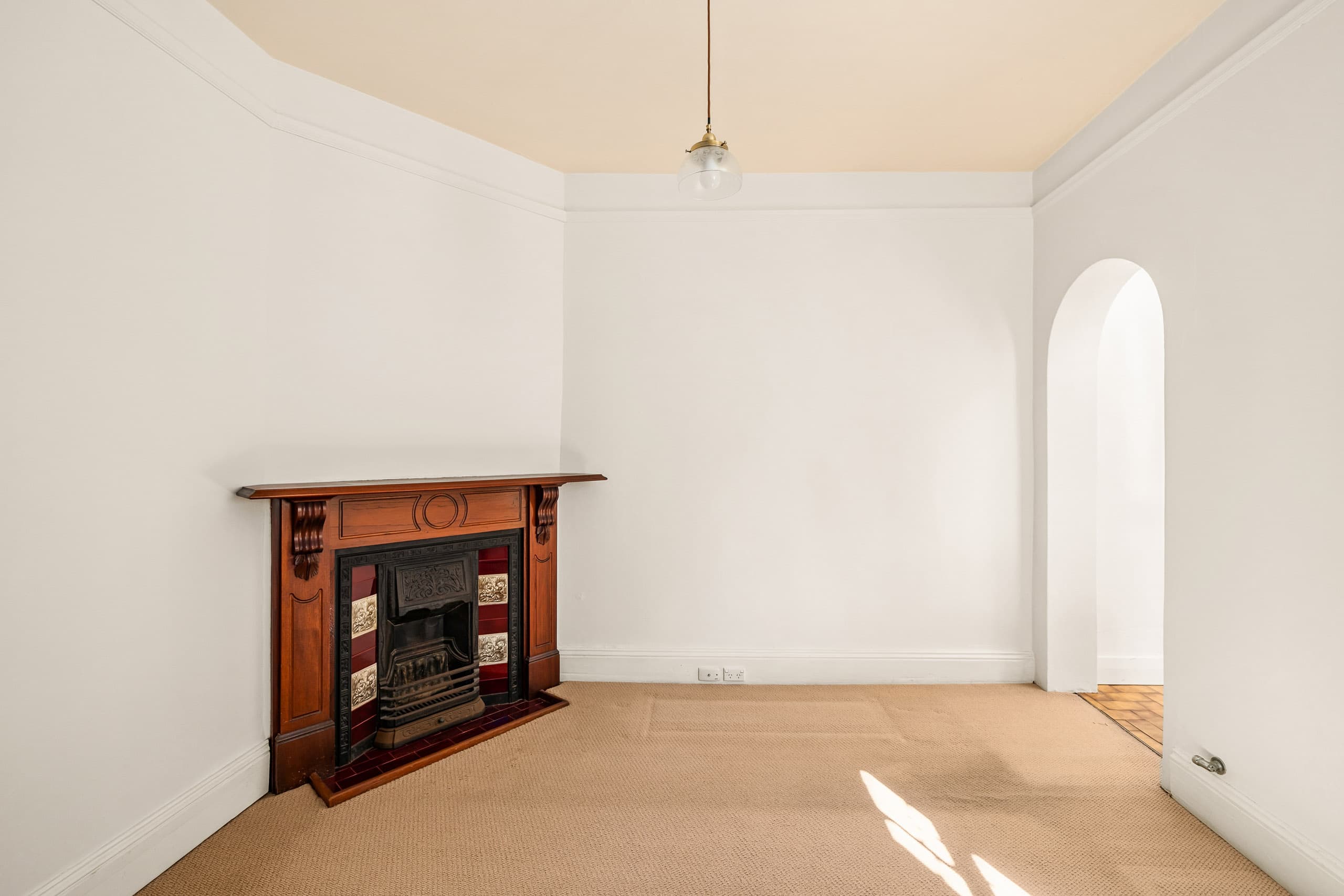 12 West Street, Paddington - Thumbnail 3