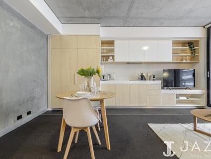 307/33 Claremont Street, South Yarra - Thumbnail 4