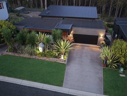 178 Mirador Drive, Mirador - Image 1