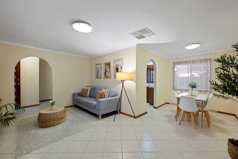 20 Lomalinda Drive, Craigmore - Thumbnail 5