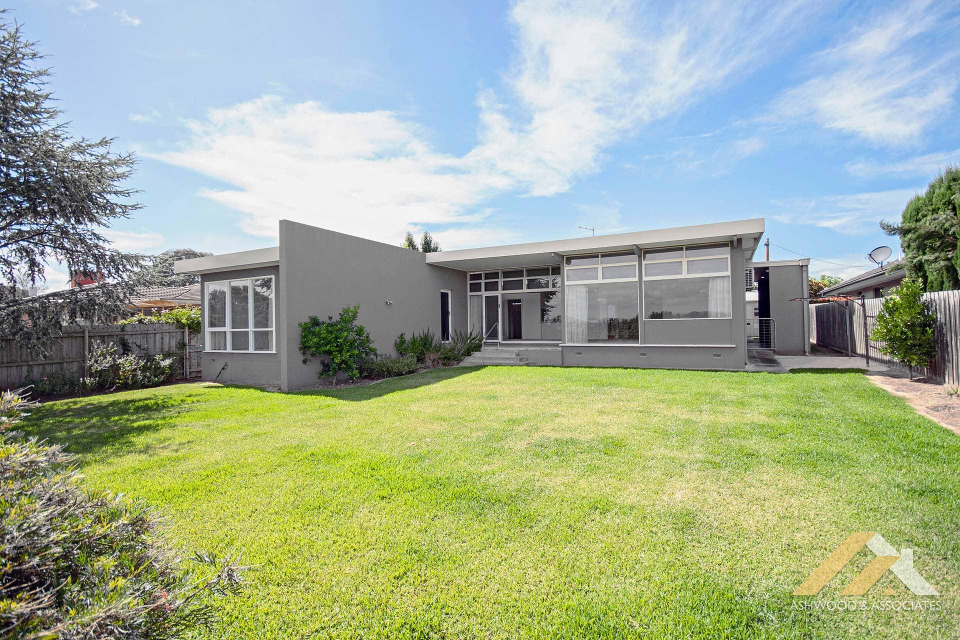 26 Greene St, Bairnsdale VIC 3875, Bairnsdale - Image 1