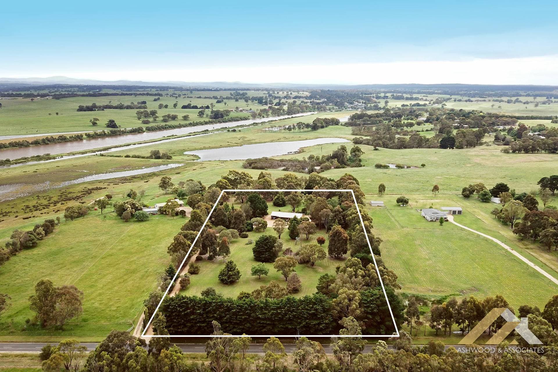 120 Reynolds Rd, Metung VIC 3904, Metung - Thumbnail 2