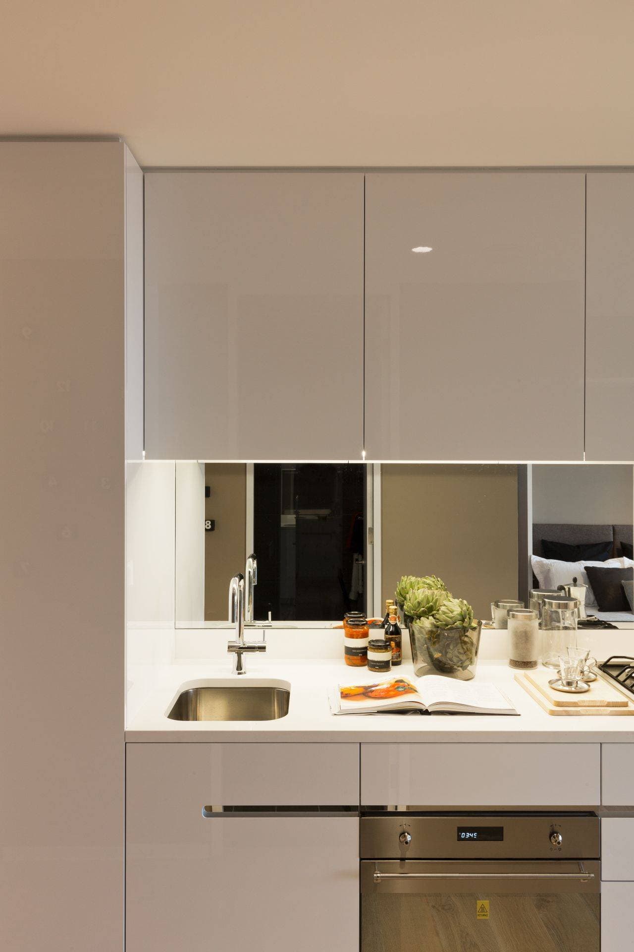 3m, 3 Park Lane, Chippendale - Thumbnail 2