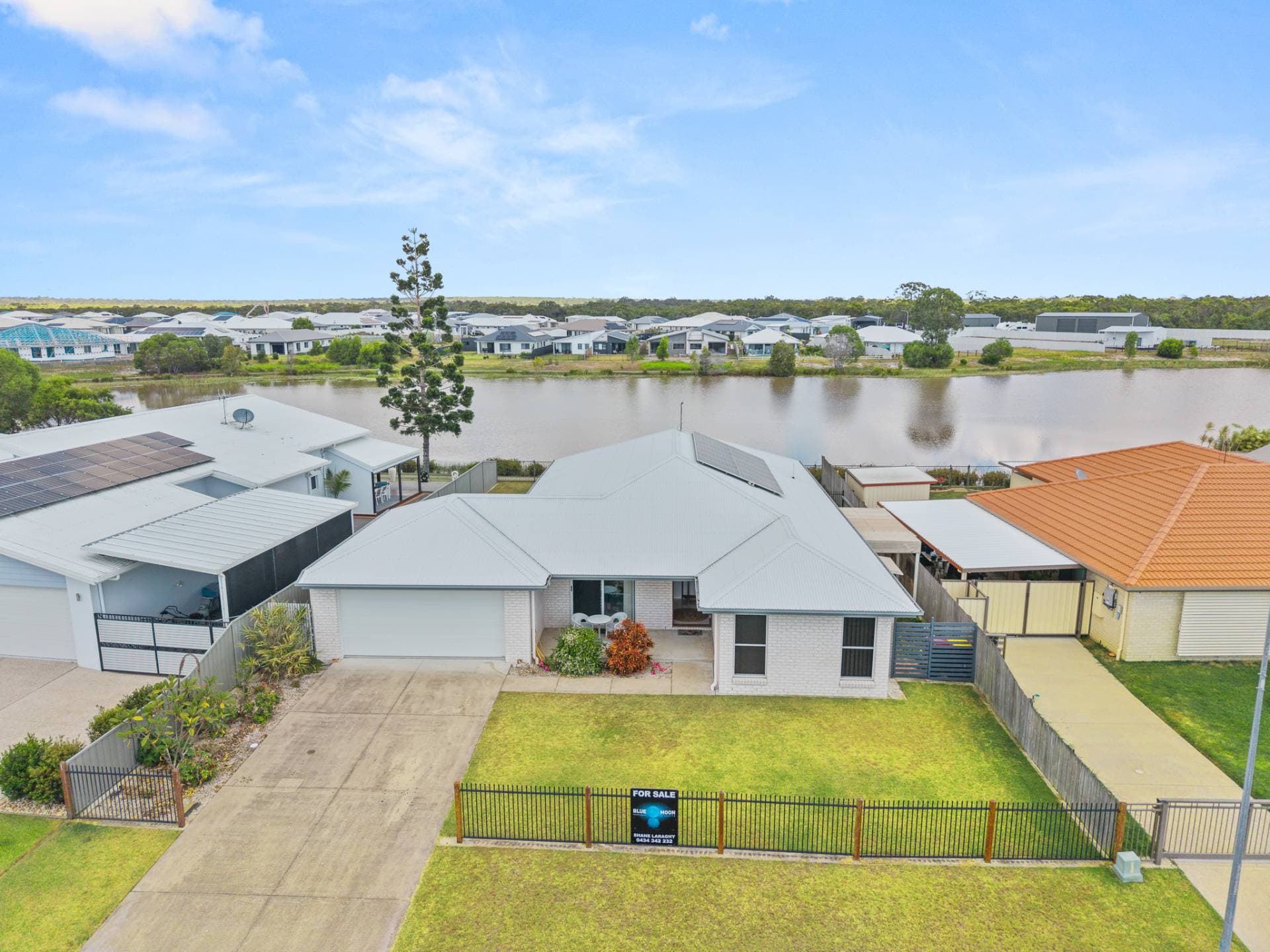 14 Honey Myrtle Close, Burrum Heads QLD 4659, Burrum Heads - Thumbnail 2