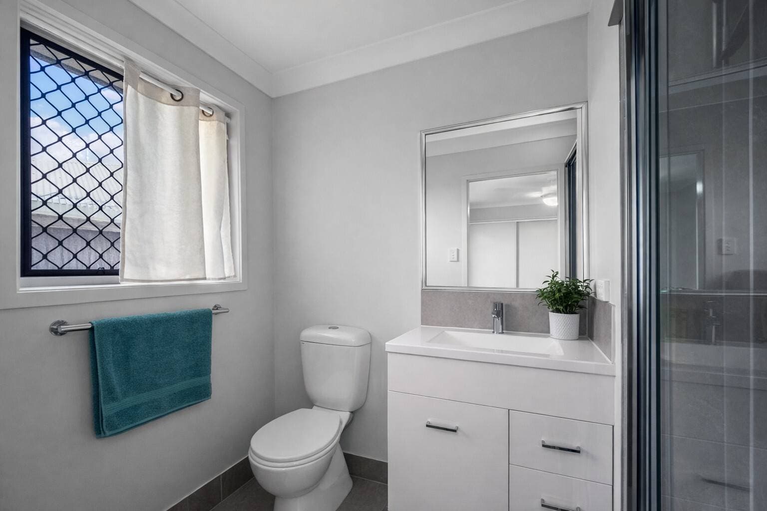 4 Sterling Road, Morayfield QLD 4506, Morayfield - Thumbnail 4