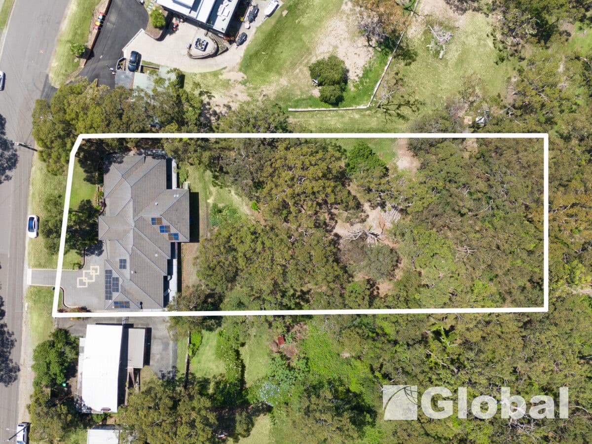 72 Lake View Road, Kilaben Bay, Kilaben Bay - Thumbnail 3