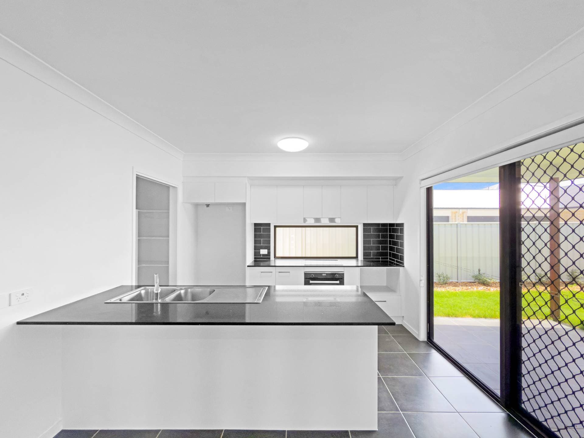 Unit 1, 17 Mustang Way, Burrum Heads QLD 4659, Burrum Heads - Thumbnail 4