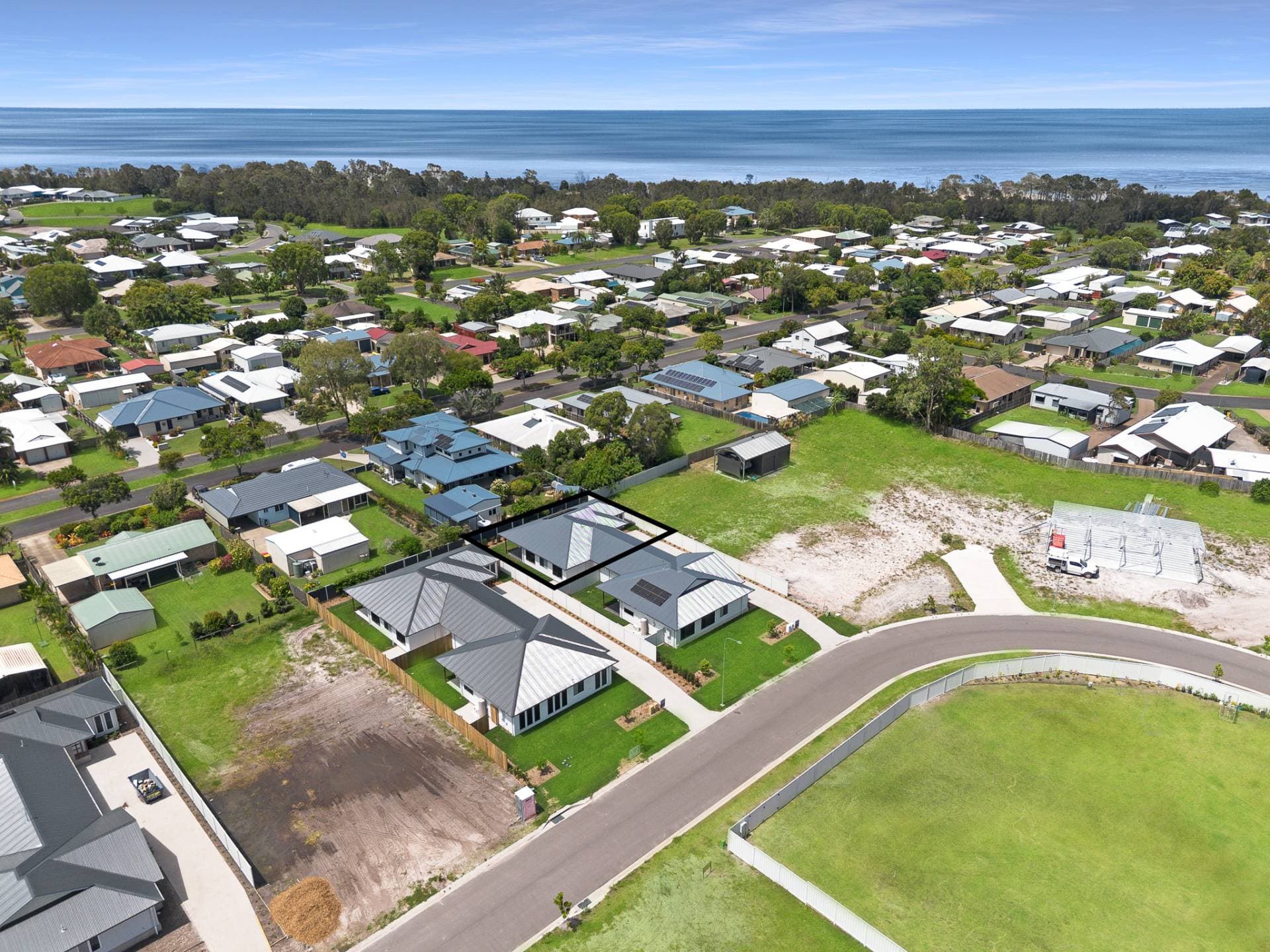 Unit 2, 17 Mustang Way, Burrum Heads QLD 4659, Burrum Heads - Thumbnail 2
