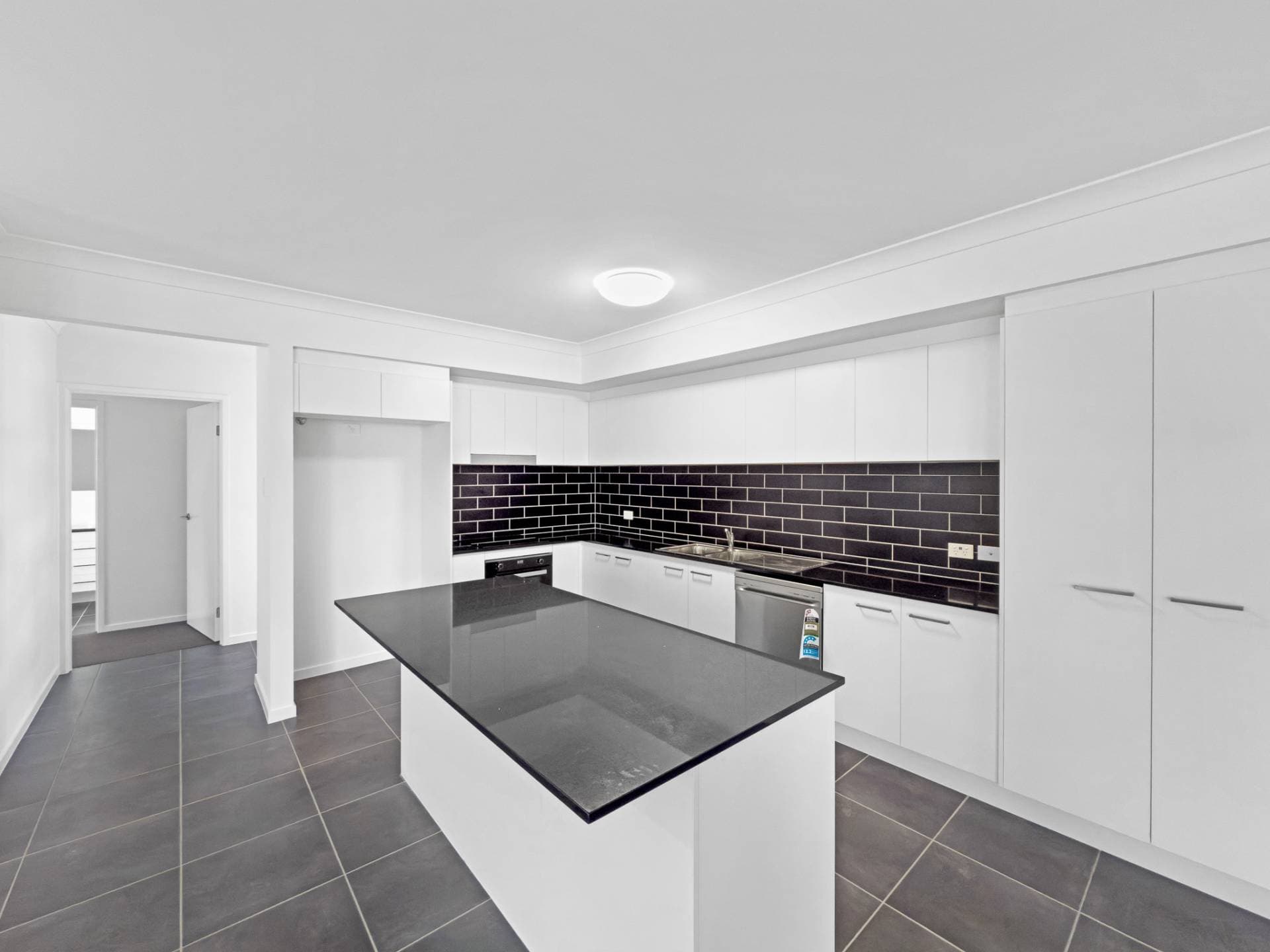 Unit 2, 17 Mustang Way, Burrum Heads QLD 4659, Burrum Heads - Thumbnail 6