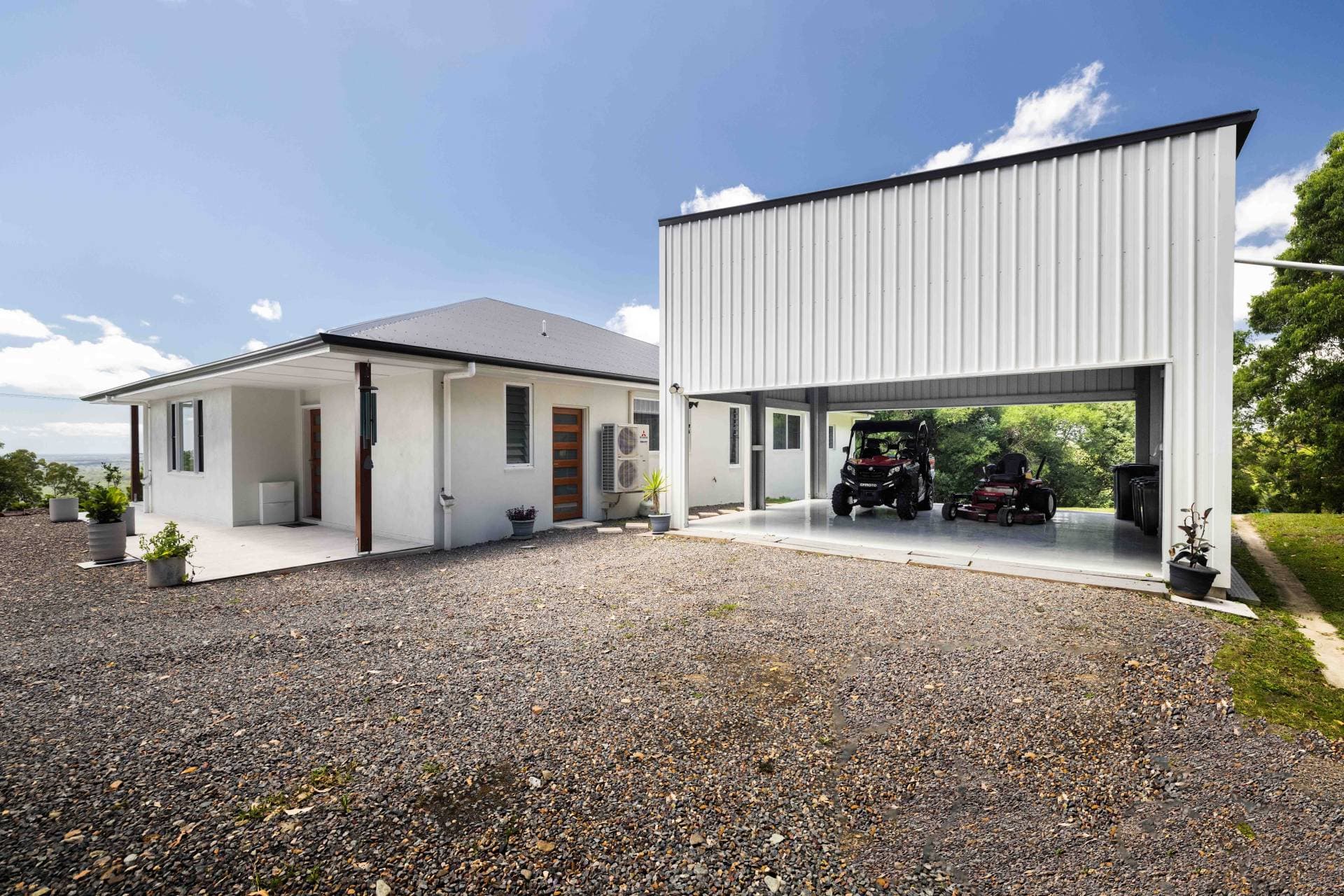 33.8 acre dual-living estate with a hobby farm and sea views, Mooloolah Valley - Thumbnail 7