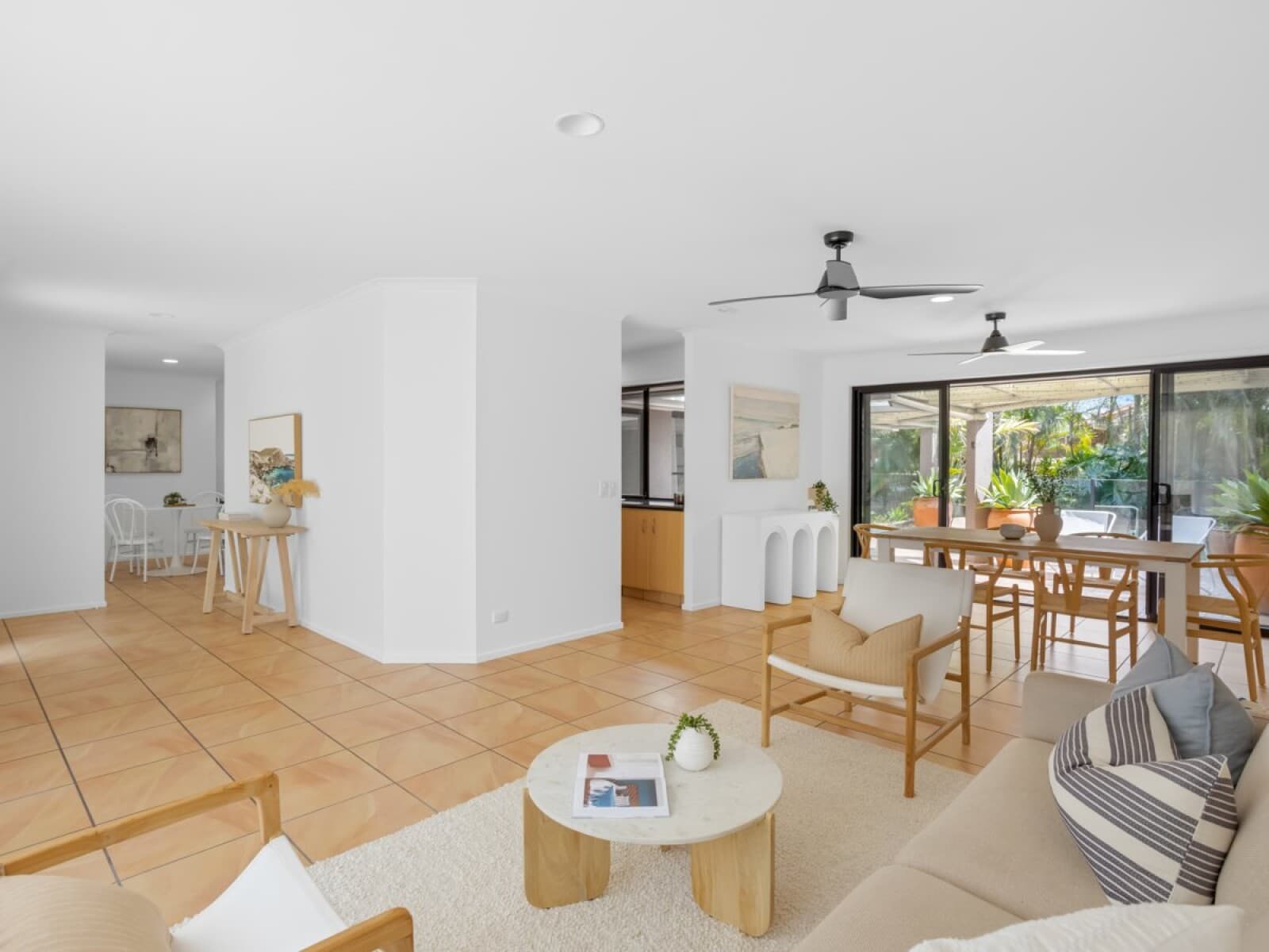 52 Camberwell Circuit Robina QLD 4226, Robina - Thumbnail 4