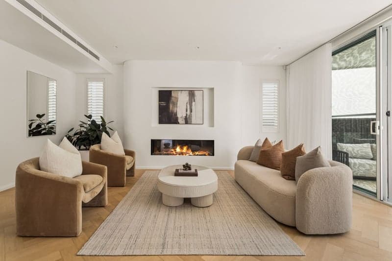 12 Fontainebleau Street, Sans Souci, Sans Souci - Thumbnail 2