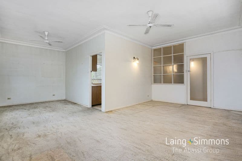 16 Robina Street, Blacktown, Thornleigh - Thumbnail 3