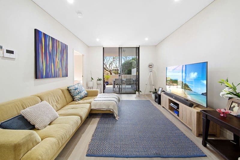 6/316 Taren Point Road, Caringbah, Armidale - Image 1